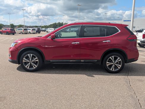 Used 2017 Nissan Rogue SL AWD/4WD image 4