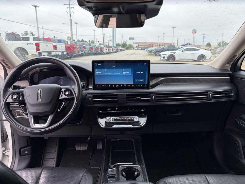 Used 2023 Lincoln Corsair Reserve w/ Equipment Group 201A AWD/4WD image 29