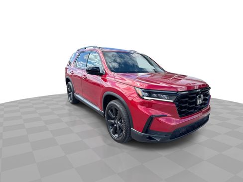 Used 2025 Honda Pilot Black Edition image 2
