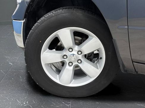 Used 2023 RAM 1500 Classic SLT image 31