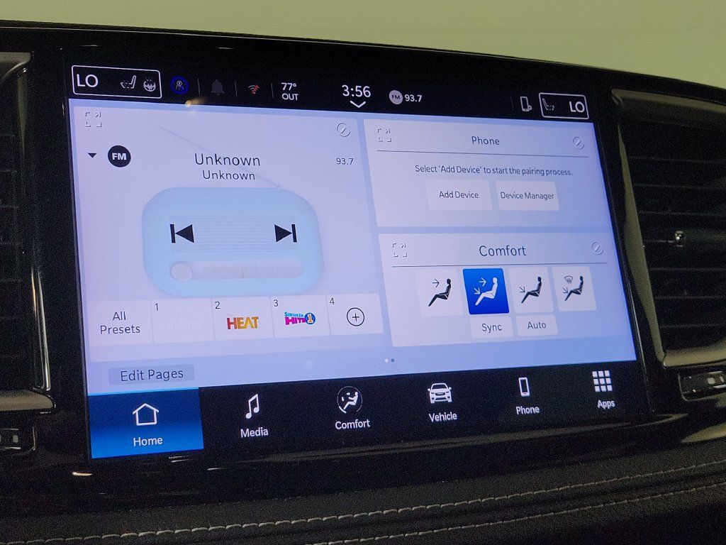 Used 2026 Chrysler Pacifica Select FWD image 18