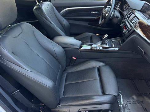 Used 2014 BMW 435i Coupe w/ M Sport RWD image 19