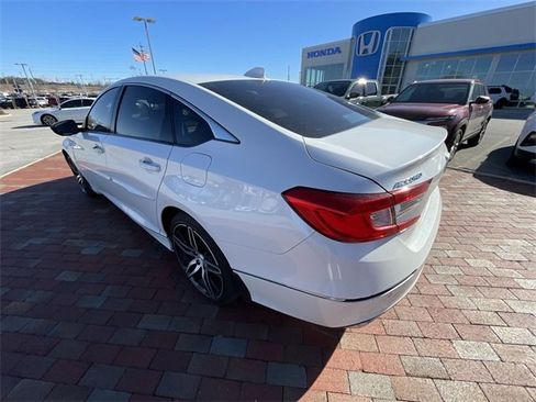 Used 2022 Honda Accord Touring image 15