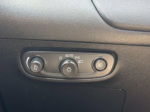 Used 2021 Buick Encore GX Preferred w/ Cold Weather Comfort Package FWD image 25