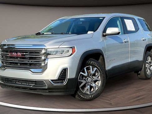 Used 2020 GMC Acadia SLE FWD image 3