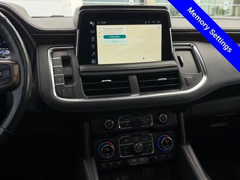 Used 2022 Chevrolet Suburban High Country AWD/4WD image 15