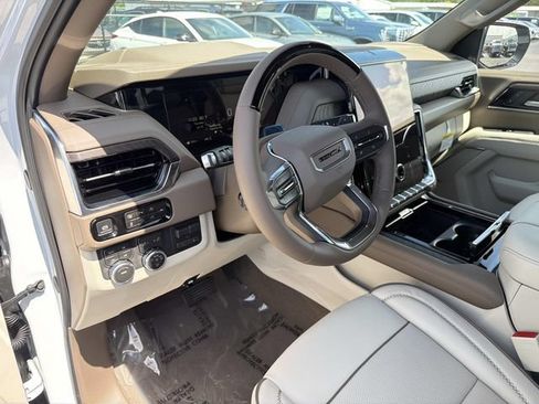 New 2026 GMC Yukon XL Denali w/ Denali Reserve Package AWD/4WD image 21