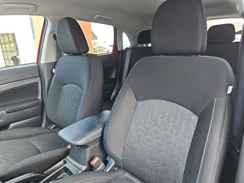 Used 2020 Mitsubishi Outlander Sport ES image 19