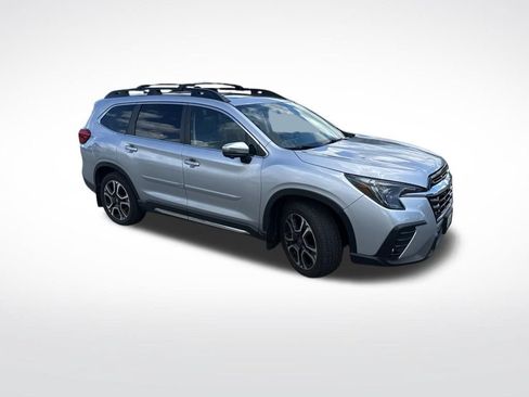 Used 2023 Subaru Ascent Limited w/ Technology Package AWD/4WD image 5