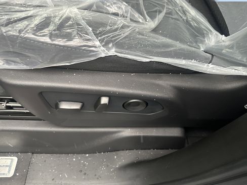 New 2026 Chevrolet Silverado 1500 LT image 7