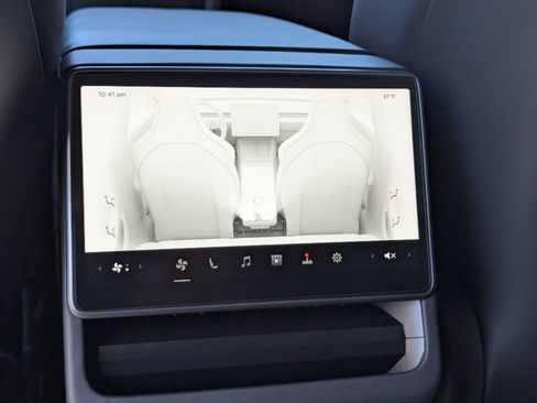 Used 2025 Tesla Model 3 Performance AWD/4WD image 18