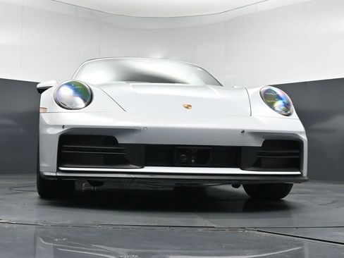 Certified 2025 Porsche 911 Carrera S RWD image 31