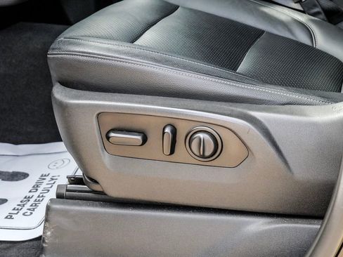 Used 2020 Chevrolet Silverado 1500 LT w/ All-Star Edition image 29