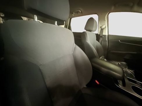 Used 2019 Kia Sorento FWD image 27