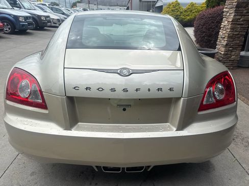 Used 2007 Chrysler Crossfire Limited RWD image 4