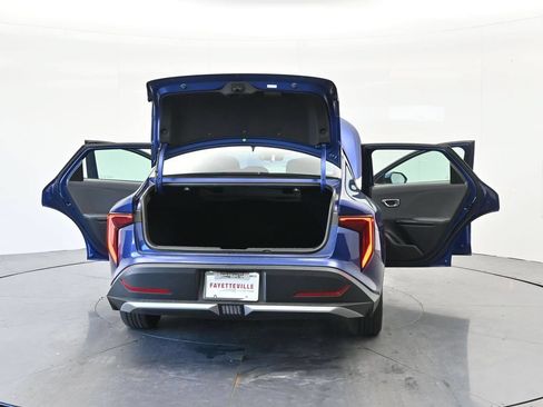Used 2025 Kia K4 FWD image 41