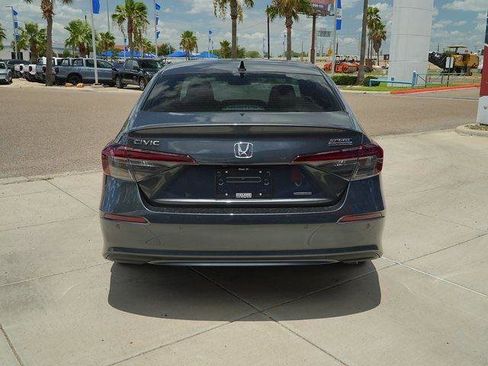 Used 2025 Honda Civic Sport Touring image 6