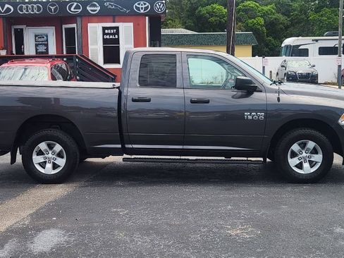 Used 2016 RAM 1500 Express AWD/4WD image 7