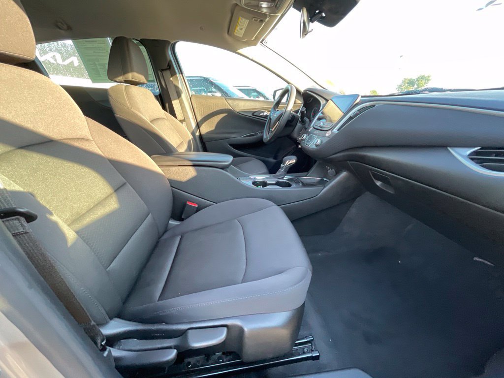 Used 2024 Chevrolet Malibu LT FWD image 26