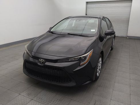 Used 2021 Toyota Corolla LE FWD image 17