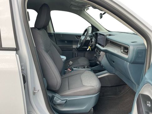 Used 2025 Ford Maverick XL w/ Equipment Group 102A image 22