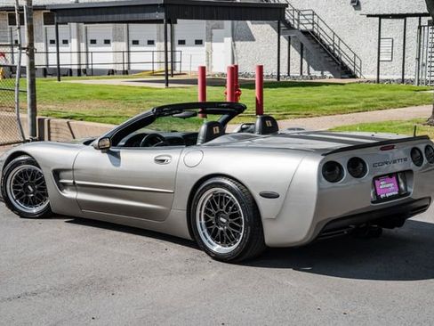 Used 1998 Chevrolet Corvette Convertible w/ Memory Pkg image 3