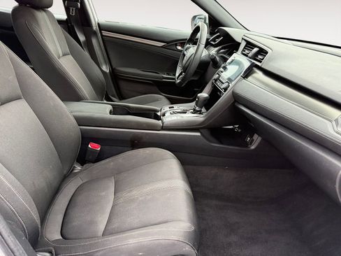 Used 2019 Honda Civic EX image 15