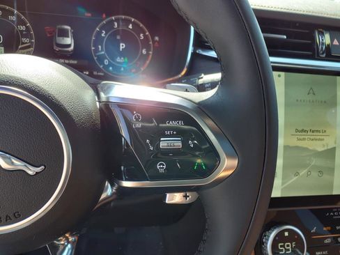 Certified 2026 Jaguar F-PACE R-Dynamic S image 16