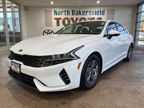 Used 2021 Kia K5 LXS FWD image 6