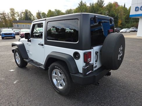 Used 2013 Jeep Wrangler Sport image 5