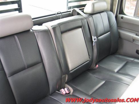 Used 2008 Chevrolet Silverado 3500 W/T AWD/4WD image 17