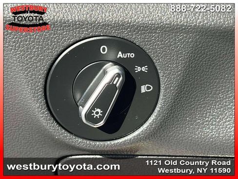 Used 2022 Volkswagen Jetta SE FWD image 24