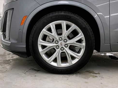 Used 2020 Cadillac XT6 Premium Luxury w/ Platinum Package image 10