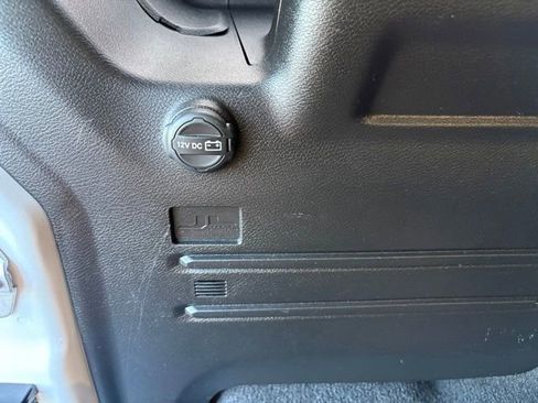 Used 2023 Jeep Wrangler Sahara image 37