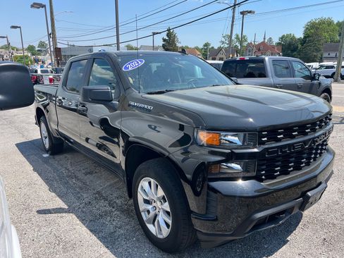 Used 2021 Chevrolet Silverado 1500 Custom AWD/4WD image 2