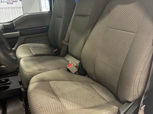 Used 2016 Ford F150 XLT AWD/4WD image 27