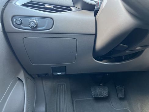 Used 2025 Chevrolet Malibu LT image 18