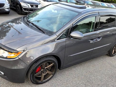 Used 2014 Honda Odyssey Touring Elite image 5