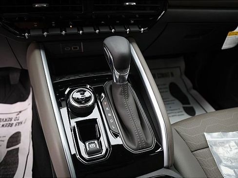 New 2024 Chevrolet Colorado ZR2 w/ ZR2 Bison Edition image 20