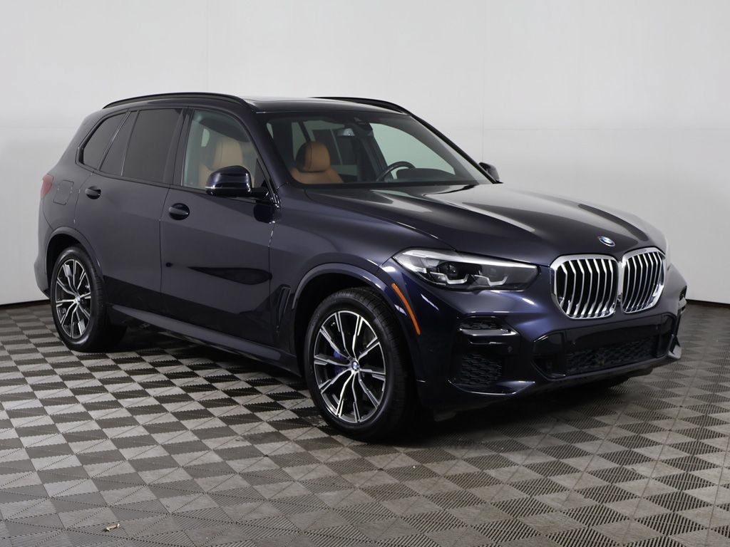 Used 2022 BMW X5 xDrive40i AWD/4WD image 2