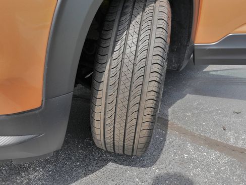Used 2024 Chevrolet TrailBlazer RS AWD/4WD image 30