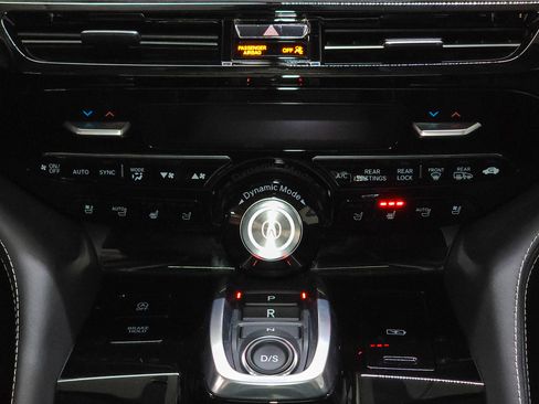 Certified 2026 Acura MDX SH-AWD w/ Advance Package image 37