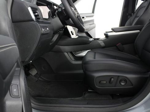 New 2026 GMC Terrain Elevation w/ Elevation Premium Package image 16