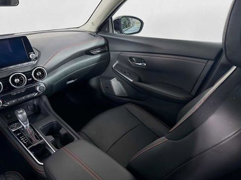 Certified 2024 Nissan Sentra SR w/ SR Premium Package image 21