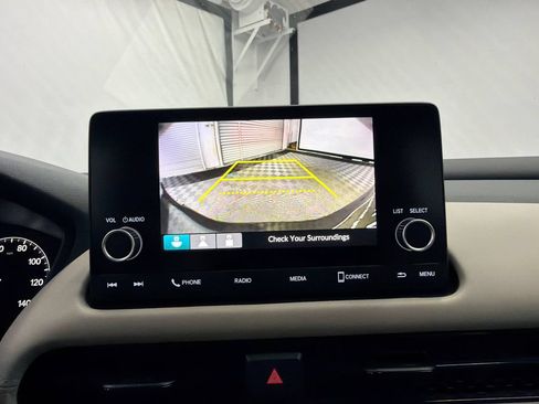 Used 2025 Honda HR-V LX image 26