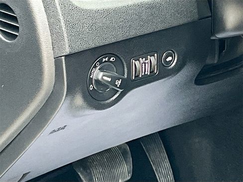 Used 2021 Chrysler 300 S image 10