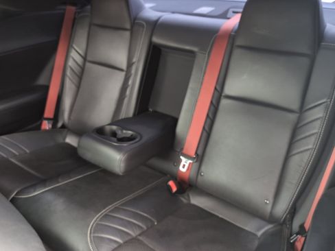 Used 2016 Dodge Challenger SRT Hellcat RWD image 16