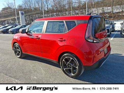 Certified 2023 Kia Soul EX image 8
