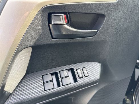 Used 2013 Toyota RAV4 XLE image 14