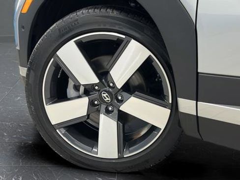 Used 2024 Hyundai Santa Fe Limited image 39